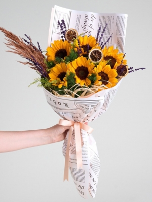 Bukette Ayçiçekleri